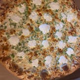 White Chicken Broccoli & Ricotta Pizza