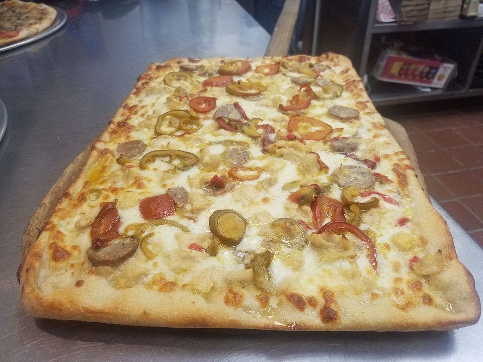 Chicken Scarpariello Pan Pizza