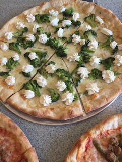 Broccoli & Ricotta Pizza