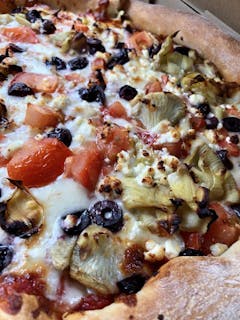 Mediterranean Pizza