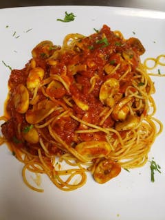 Spaghetti with Mushroom Sauce