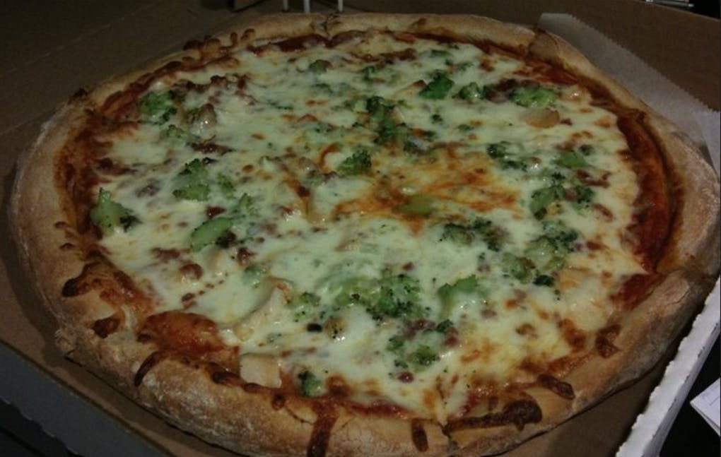 2) La Romanella Pizza