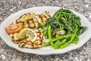 Grilled Chicken with Broccoli Rabe
