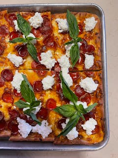 Pepperoni, Bacon, Hot Honey, Fresh Basil & Ricotta Sicilian Pizza