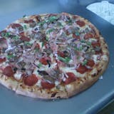 One 18'' Deluxe Pizza with One Topping, 10 Wings & 2 Liter Soda Special