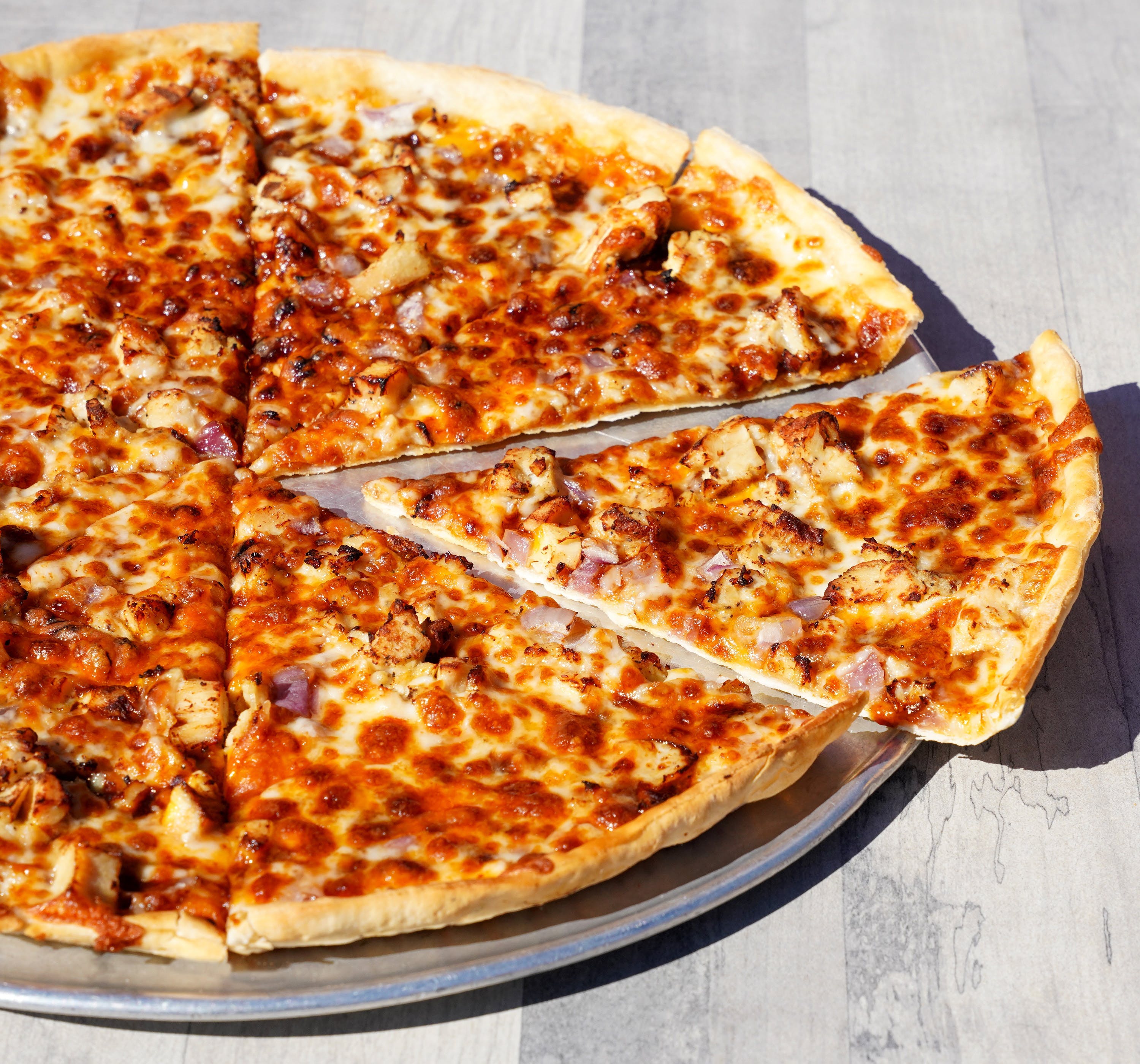 Thin Crust The BBQ Bird Pizza