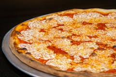 La Tradizionale Pizza