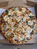 Shrimp Alfredo Special Pizza