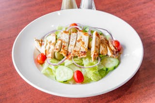 Grilled Chicken Garden Salad