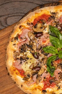 Capricciosa Red Pizza