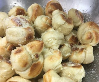Homemade Garlic Knots
