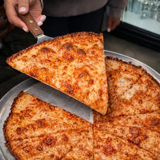 Extra Thin Crust Bar Pie