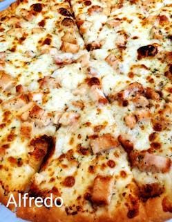 28. chicken Alfredo Pizza