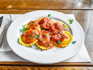 Ravioli Marinara