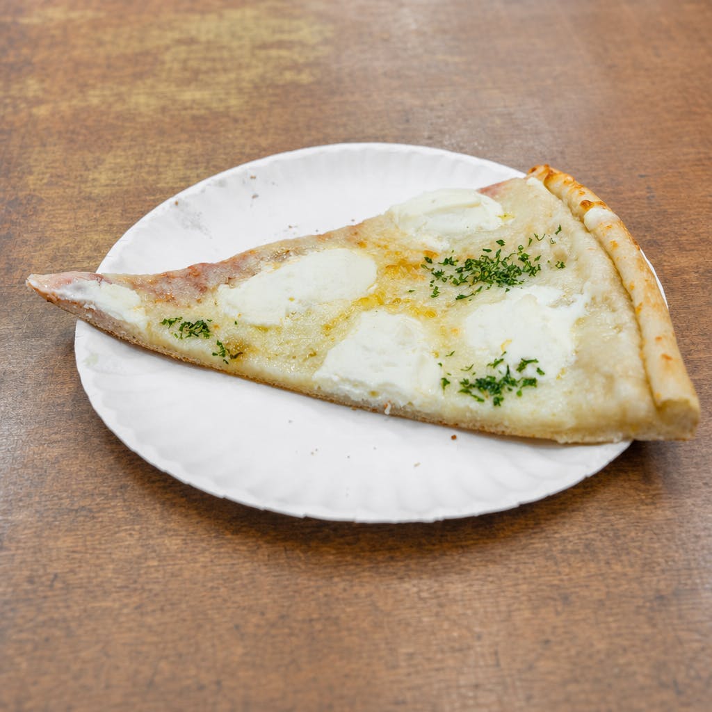 White Ricotta Pizza