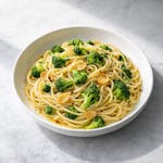 Pasta with Broccoli, Garlic & Oil