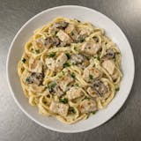 Fettuccine Chicken Alfredo with Mushrooms