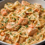 Farfalle al Salmone