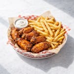 6 Pieces Wings Basket with Fries - Lunch