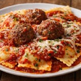 Beef Ravioli & Meatballs Pasta